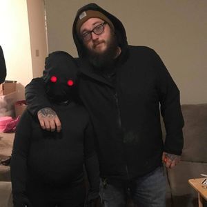 Meet your Posher, Dennis